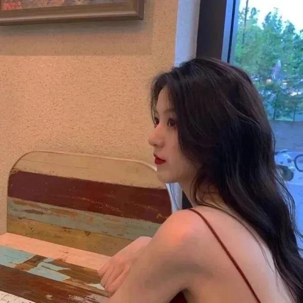 应援团少女
